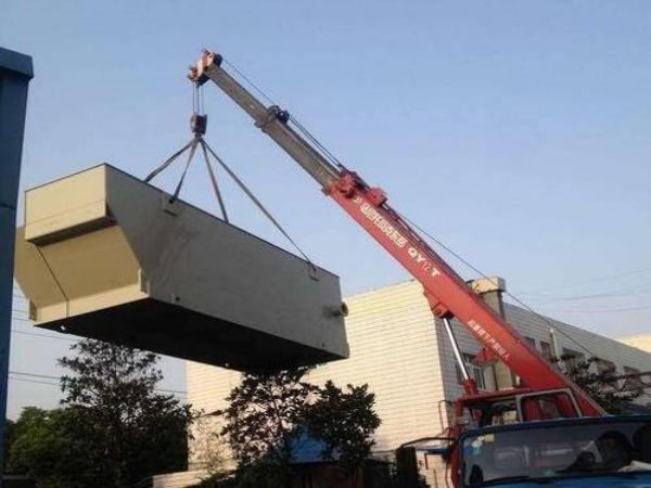 迎泽区吊车电话_吊车出租公司租赁吊车在工作中的安全